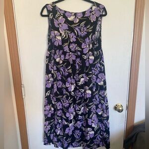 Croft and borrow ladies, large, black and purple floral dress